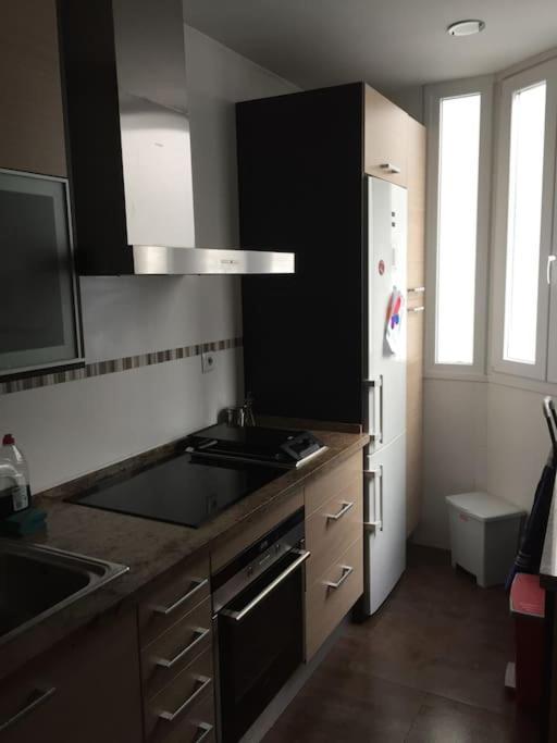 Ferienwohnung Amplio Piso En Nervion, Excelente Zona De La Ciudad. Sevilla Exterior foto