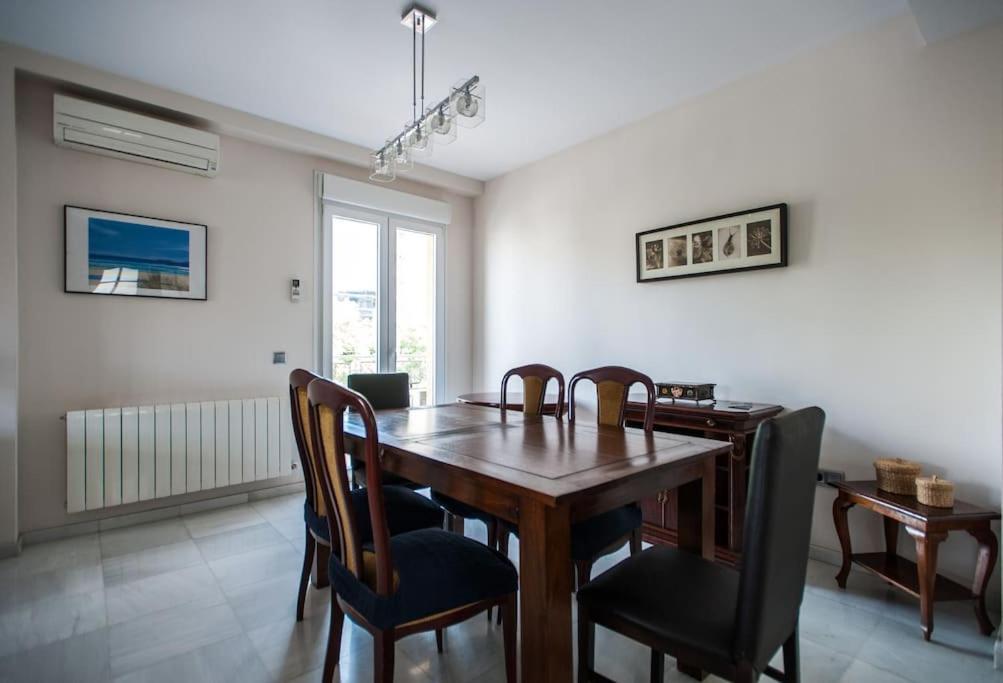 Ferienwohnung Amplio Piso En Nervion, Excelente Zona De La Ciudad. Sevilla Exterior foto