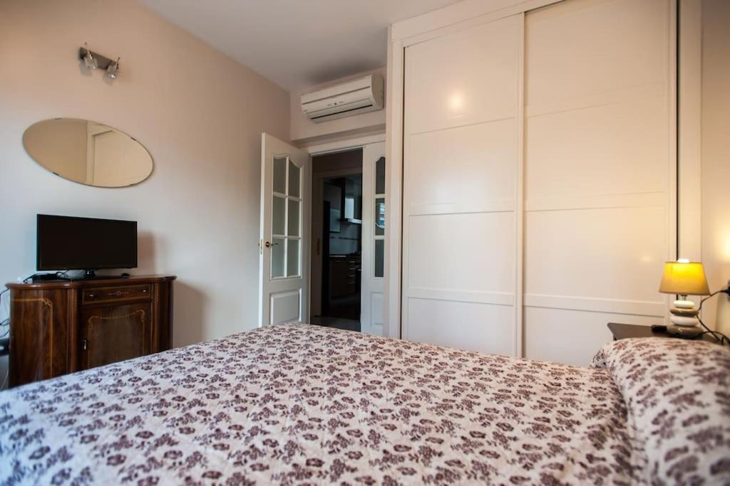 Ferienwohnung Amplio Piso En Nervion, Excelente Zona De La Ciudad. Sevilla Exterior foto